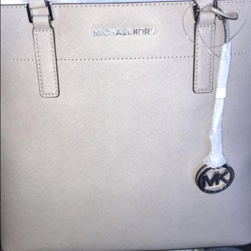 Micheal Kors Grey tote